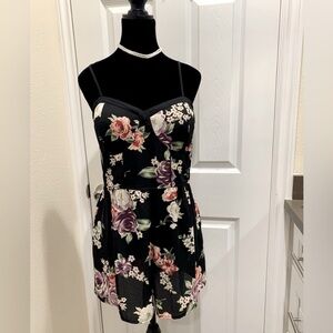 Xhilaration Black Floral Women's Blouse